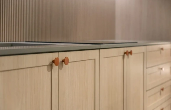 Móveis planejados e acabamentos bem escolhidos garantem praticidade e harmonia. Foto: Roberta Gewehr